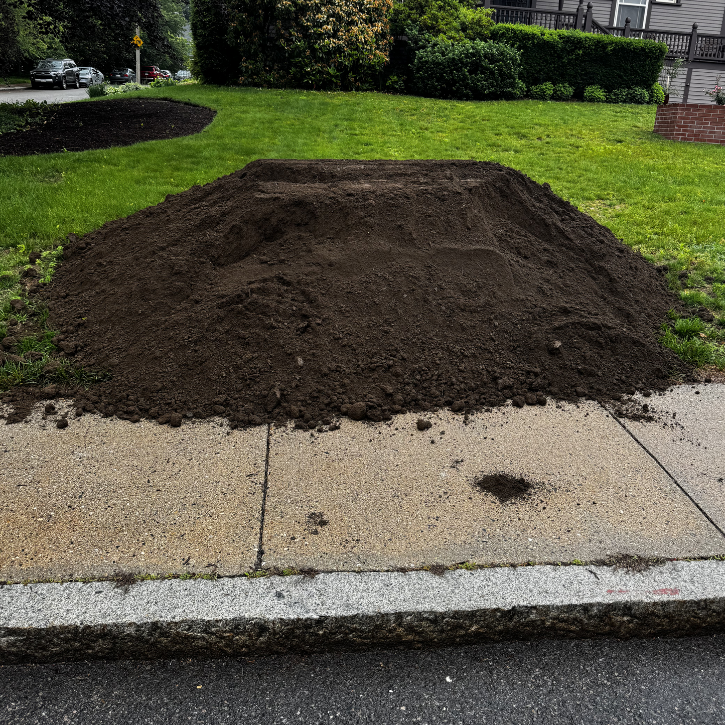 Topsoil Loam ½" Screened
