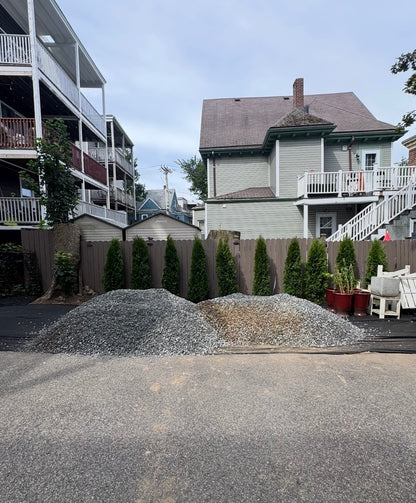 Mixed-Color Granite ¾"