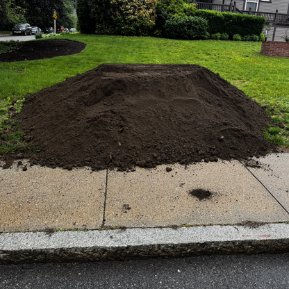 Topsoil Loam ½" Screened