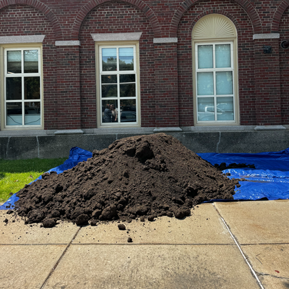 Topsoil Loam ½" Screened